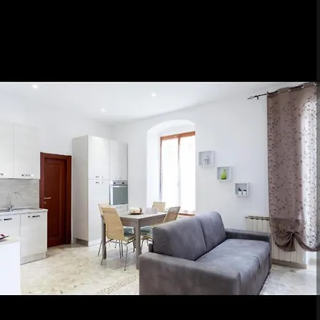 Da Annabella Feriehus La Spezia